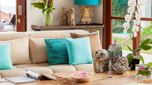 Villa Tirta Nila - Aquamarine-ocean-themed villa